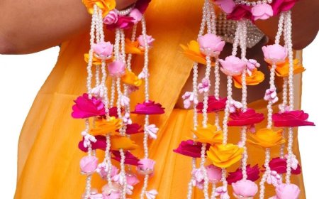 Celebrate Your Haldi Ceremony with Elegant Flower Jewellery from VAIDAAN