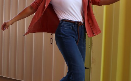 Flattering Fits: 15 Best Jeans for Women Over 40 to Look and Feel Amazing