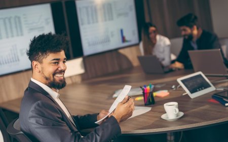 Choosing the Right POS System in Canada: What Every Business Owner Should Know